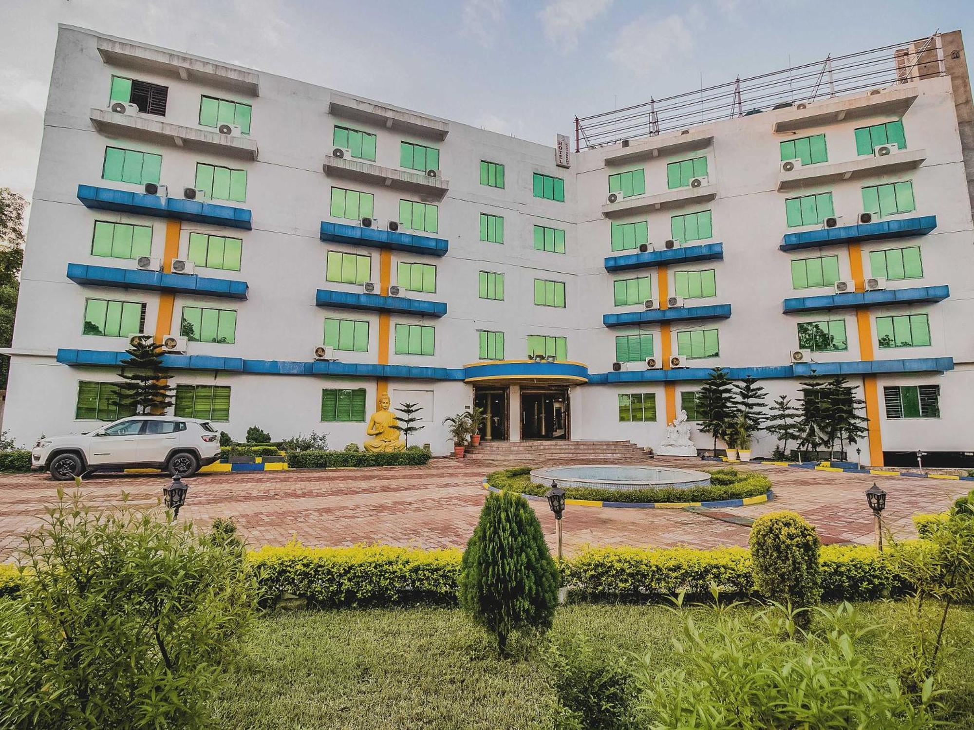 Capital O 47955 Panorama Country Club And Resort Rupnarayanpur Exterior foto