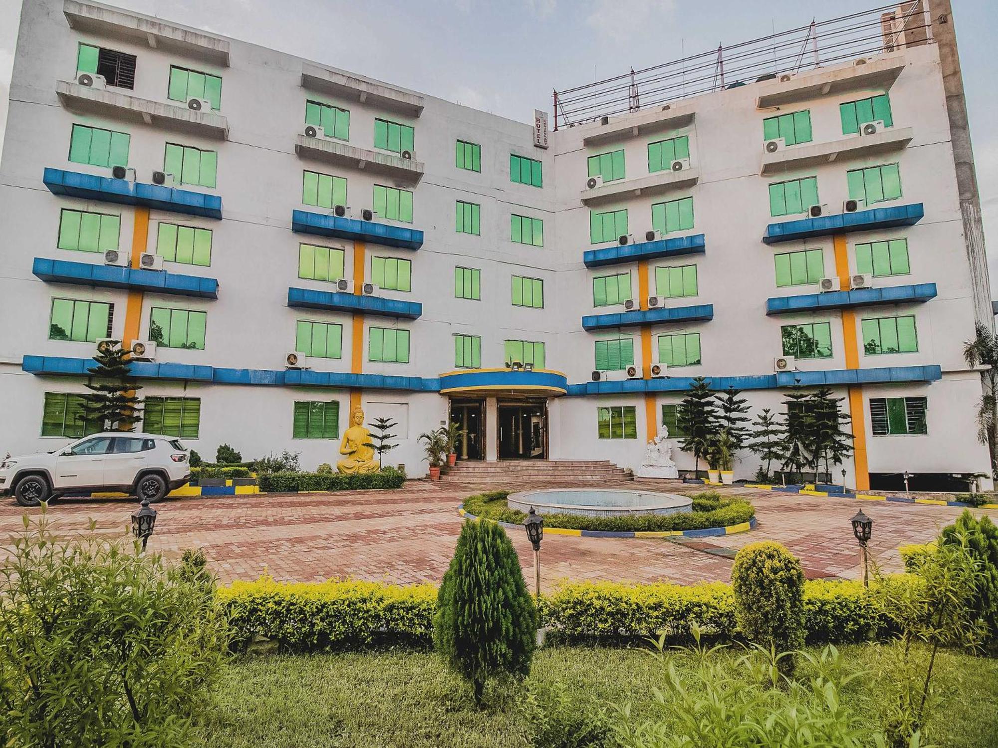 Capital O 47955 Panorama Country Club And Resort Rupnarayanpur Exterior foto