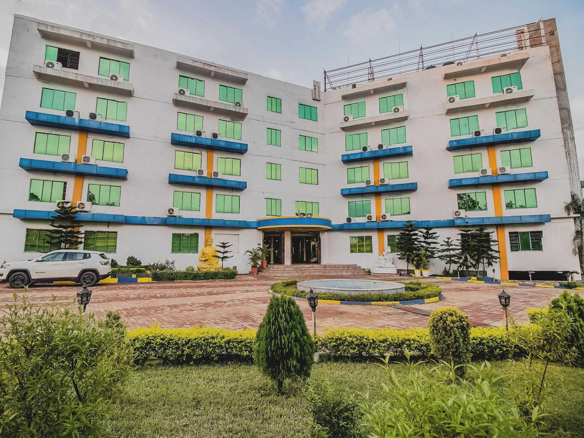 Capital O 47955 Panorama Country Club And Resort Rupnarayanpur Exterior foto